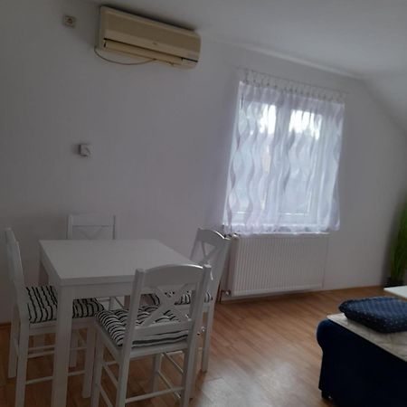 Apartman Giovanni Arandjelovac Eksteriør bilde